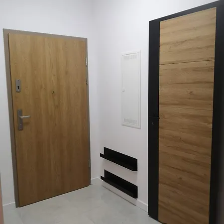 Z Balkonem شقة *